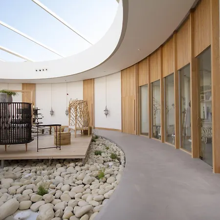 Aelia Wellness Retreat 酒店