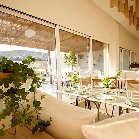 Aelia Wellness Retreat Hotel 4*